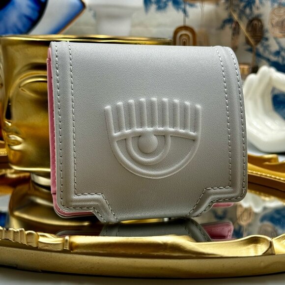 🆕 CHIARA FERRAGNI 🧿 BNIB Range A Eyelike Bifold Wallet, Grey - Picture 14 of 16